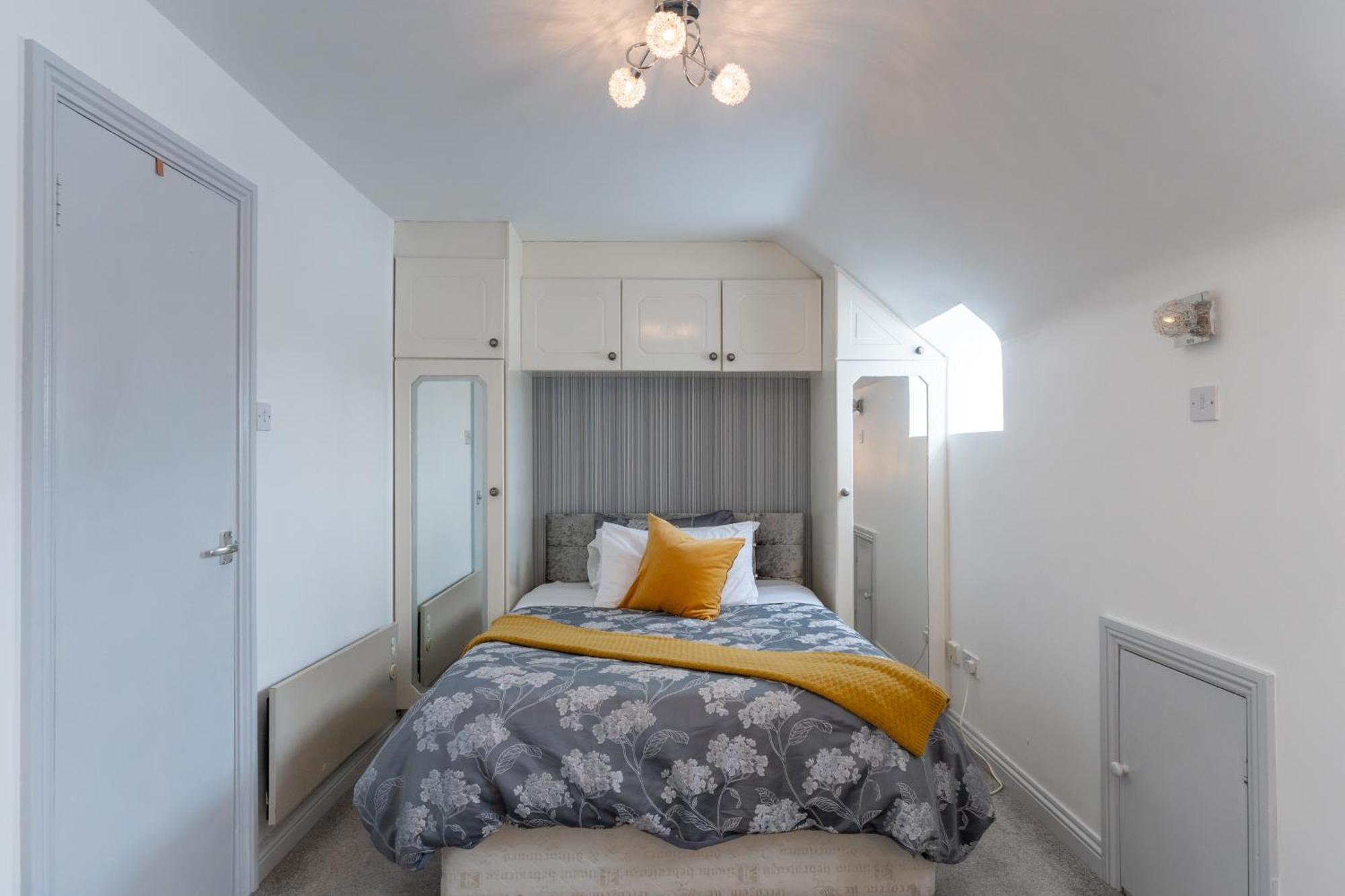 Three-Bedroom Home In Tulfarris Village, Wicklow Blessington Exterior photo